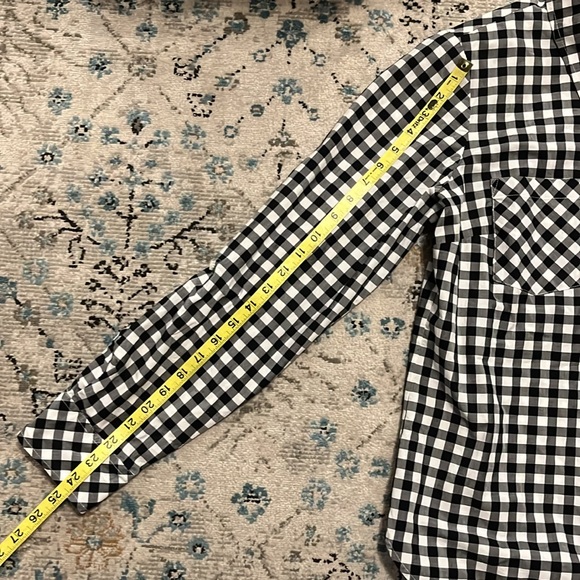 NWT Tommy Hilfiger Black & White Half Zip Top - Picture 8 of 16